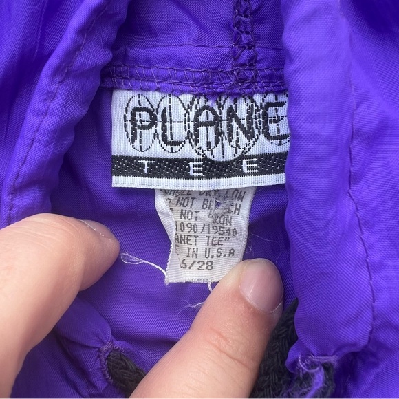 Vtg Plane Tee Vibrant Neon Purple Kentucky Kingdom Thrill Park Windbreaker 26/28 - Picture 3 of 3